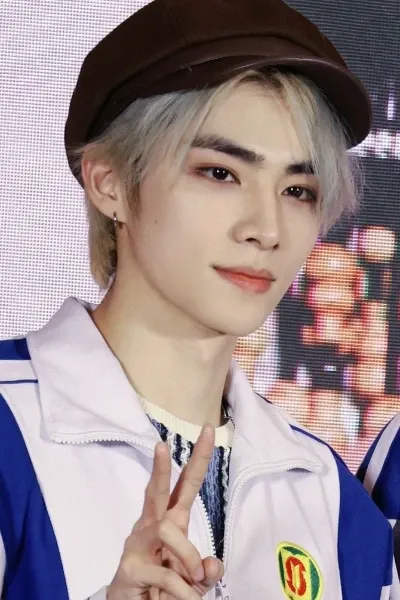 Xiaojun photo