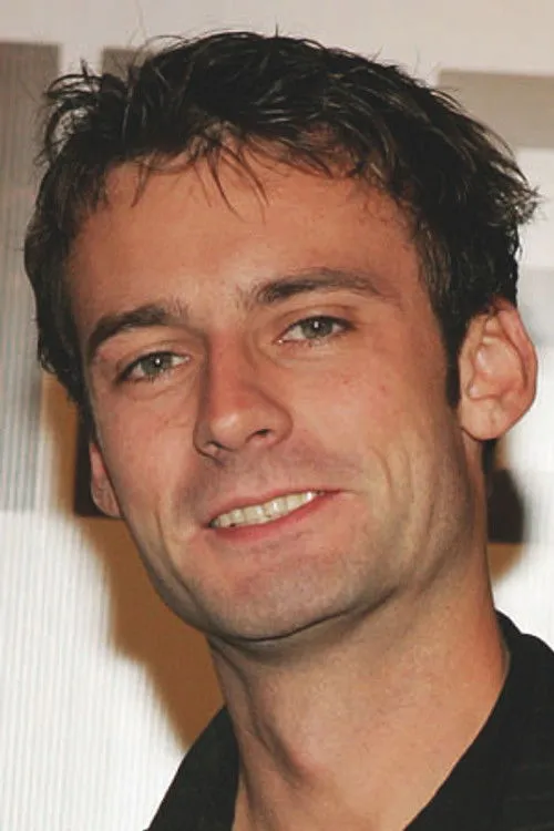 Callum Blue photo