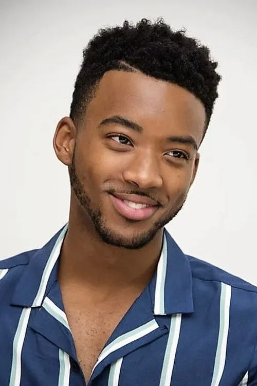 Algee Smith photo