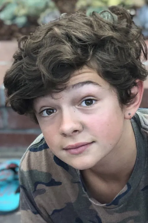 Noah Jupe photo