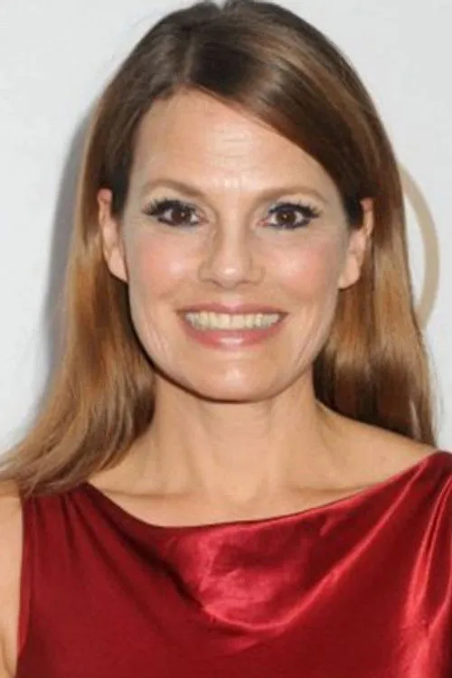 Suzanne Cryer photo