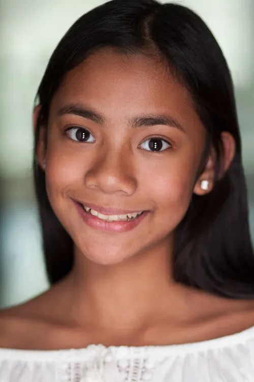 Gabrielle Quinn photo