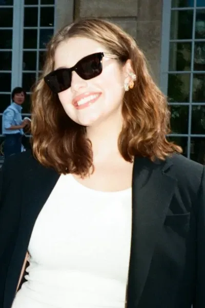 Ella Bright photo