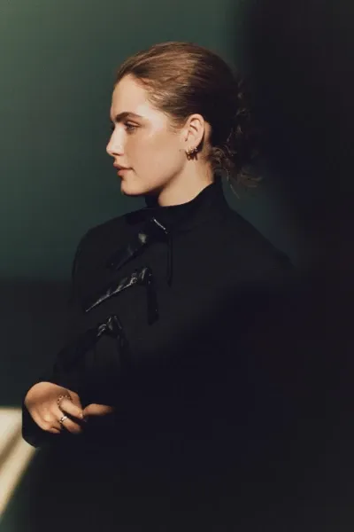 Ella Bright photo
