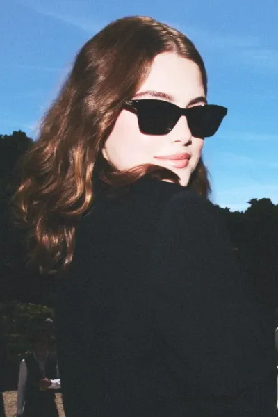 Ella Bright photo