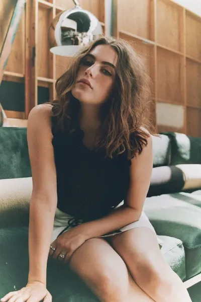 Ella Bright photo