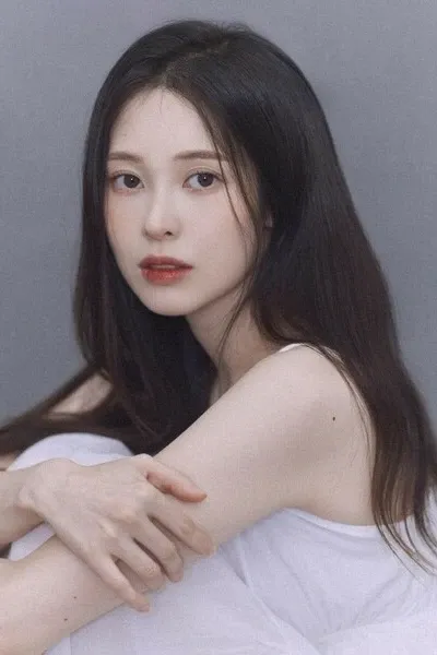 Baek Ye-bin photo