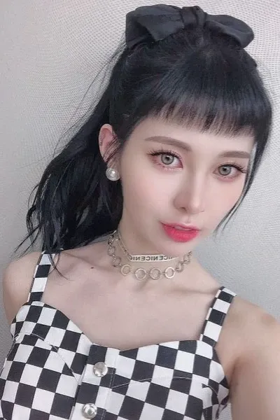 Baek Ye-bin photo