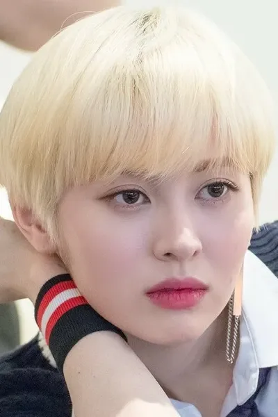 Baek Ye-bin photo