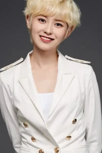 Baek Ye-bin photo