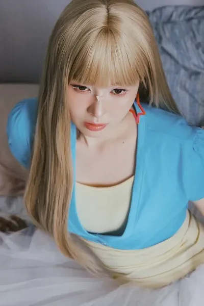 Baek Ye-bin photo
