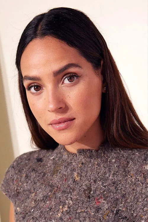 Adria Arjona photo