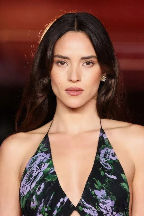 Adria Arjona photo