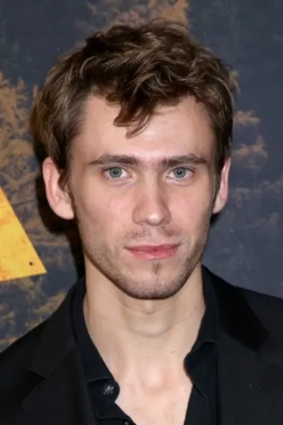 Owen Teague photo