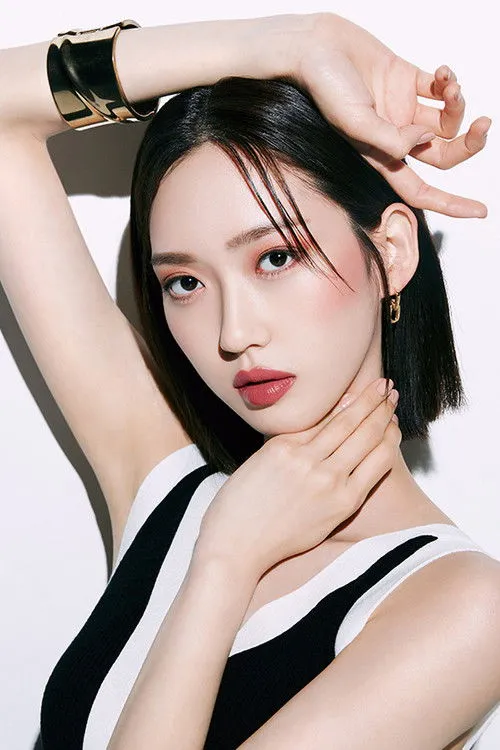 Han Ji-hyeon photo