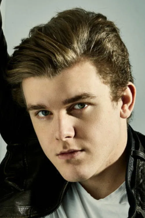 Sean Ryan Fox photo