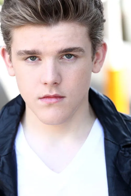 Sean Ryan Fox photo
