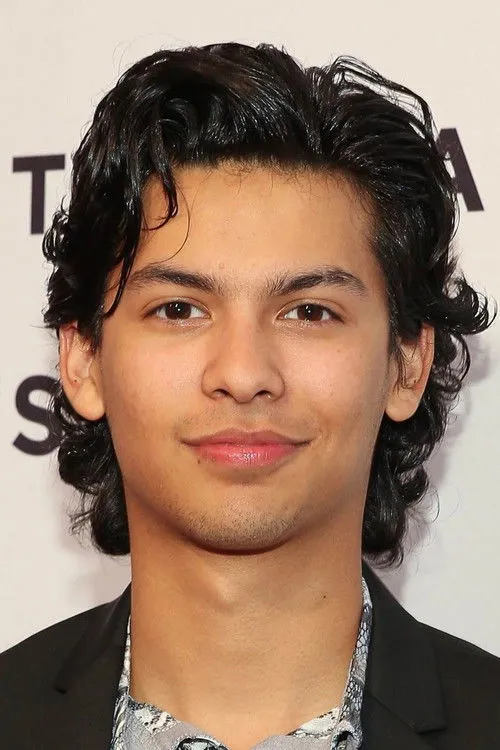 Xolo Maridueña photo