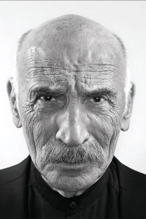 Tuncel Kurtiz