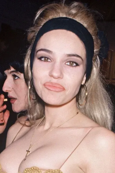 Béatrice Dalle photo