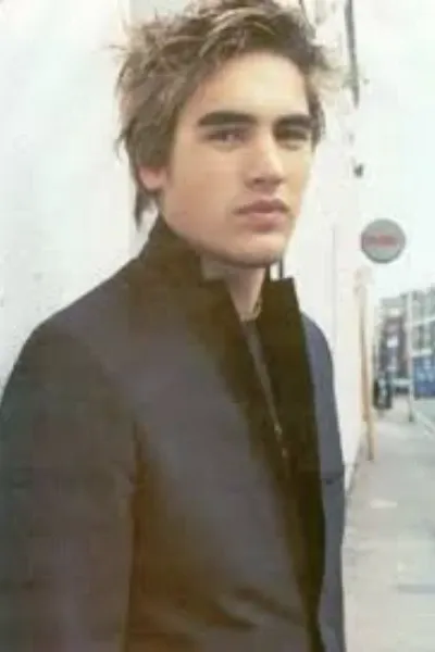 Charlie Simpson photo