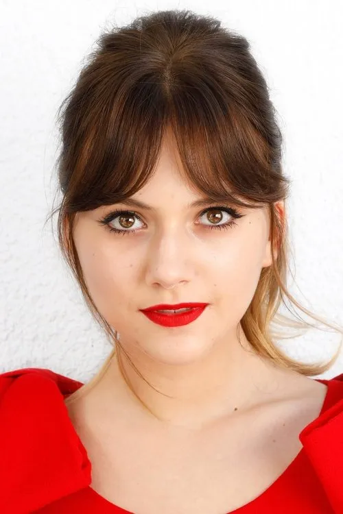 Emilia Jones photo