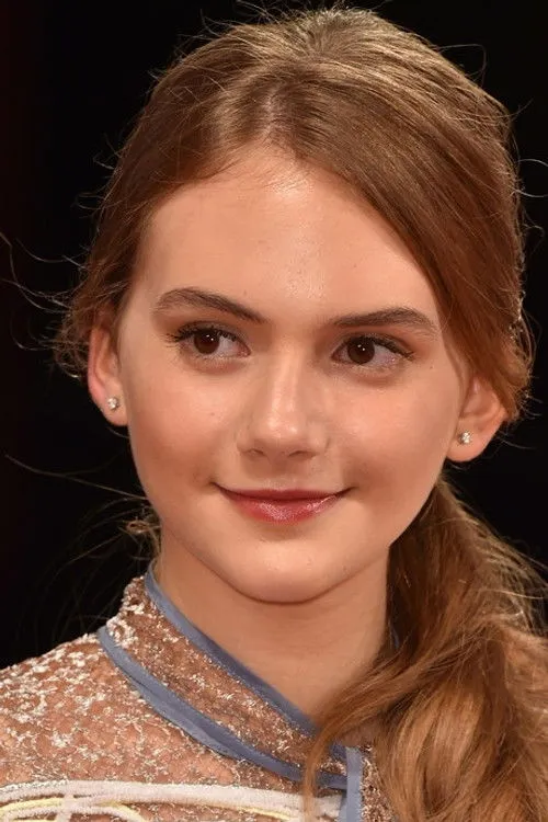 Emilia Jones photo