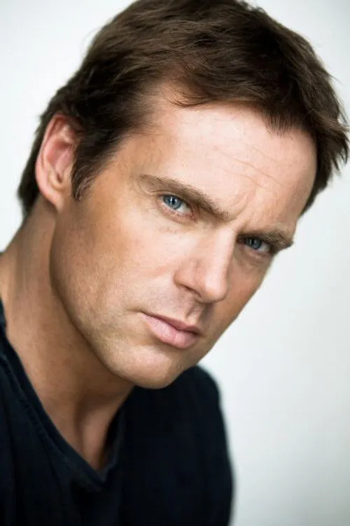 Michael Shanks photo