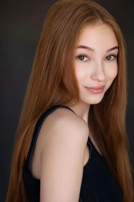 Caroline Elle Abrams photo