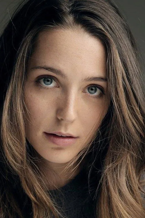 Jessica Rothe photo
