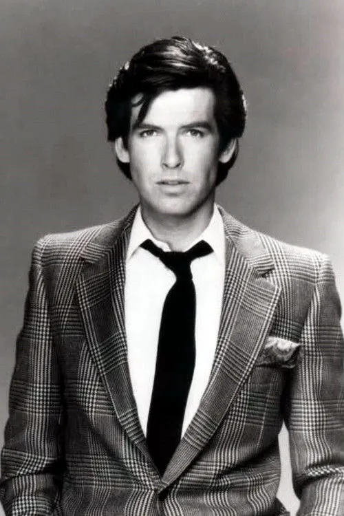Pierce Brosnan photo