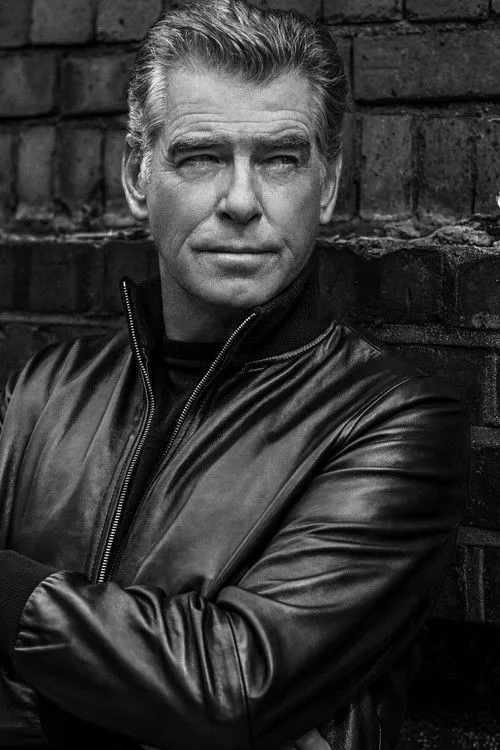 Pierce Brosnan photo