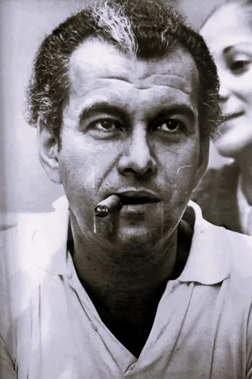 Louis Zorich photo
