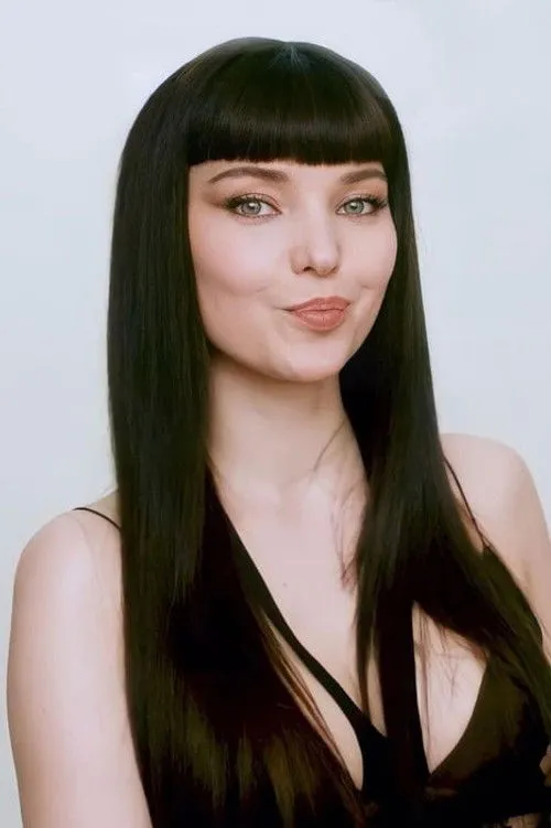 Dove Cameron photo