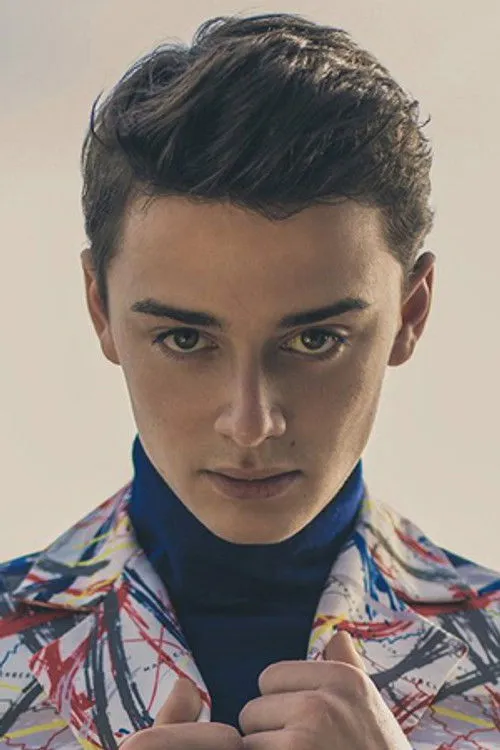 Noah Schnapp photo