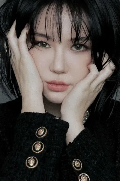Min Hyo-won photo