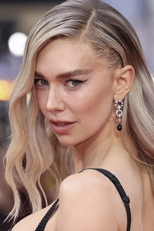 Vanessa Kirby photo
