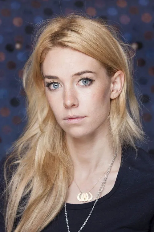 Vanessa Kirby photo