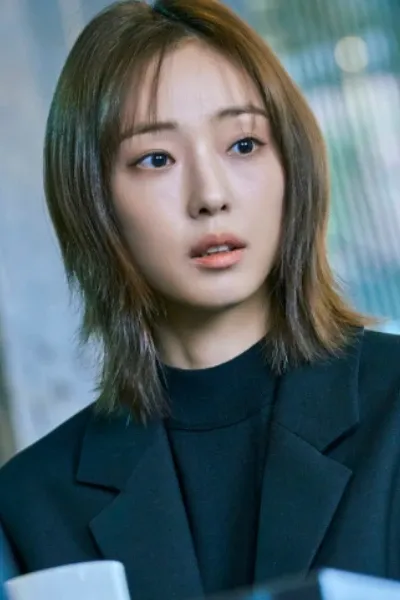 Jeon So-nee photo