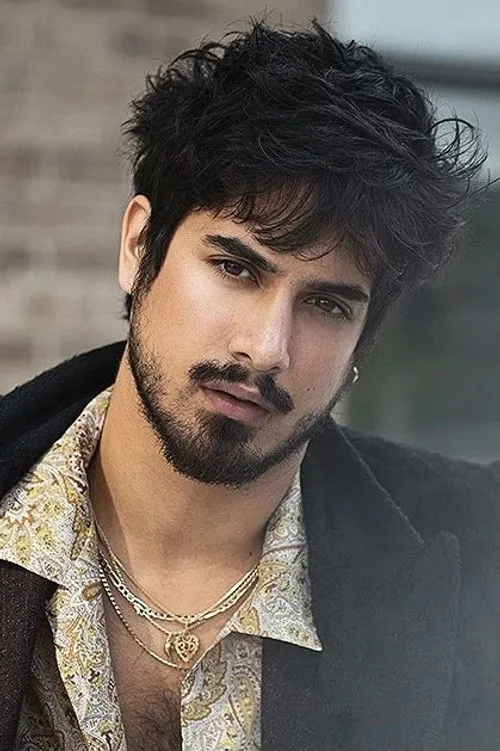 Avan Jogia photo