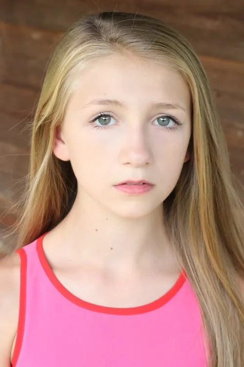 Emma Rayne Lyle photo