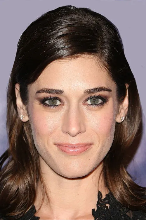 Lizzy Caplan photo