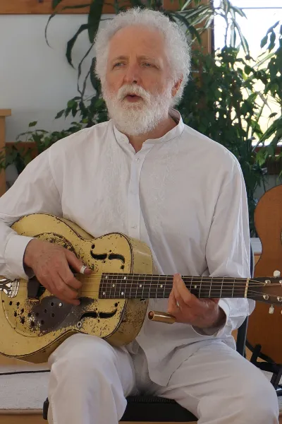Ken Whiteley