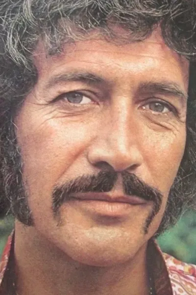 Peter Wyngarde photo
