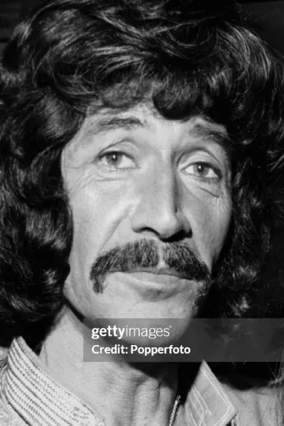 Peter Wyngarde photo