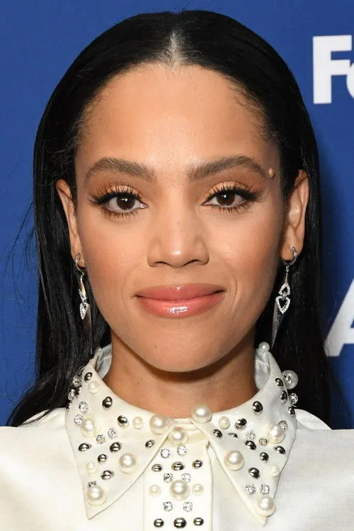 Bianca Lawson photo