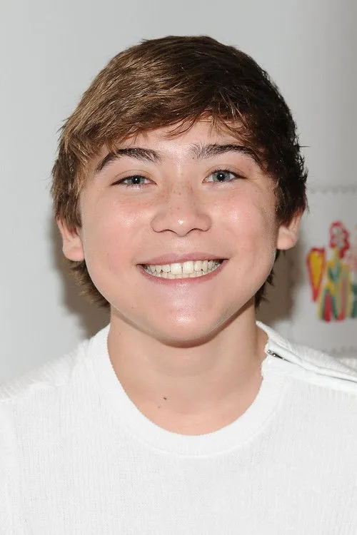 Raymond Ochoa photo