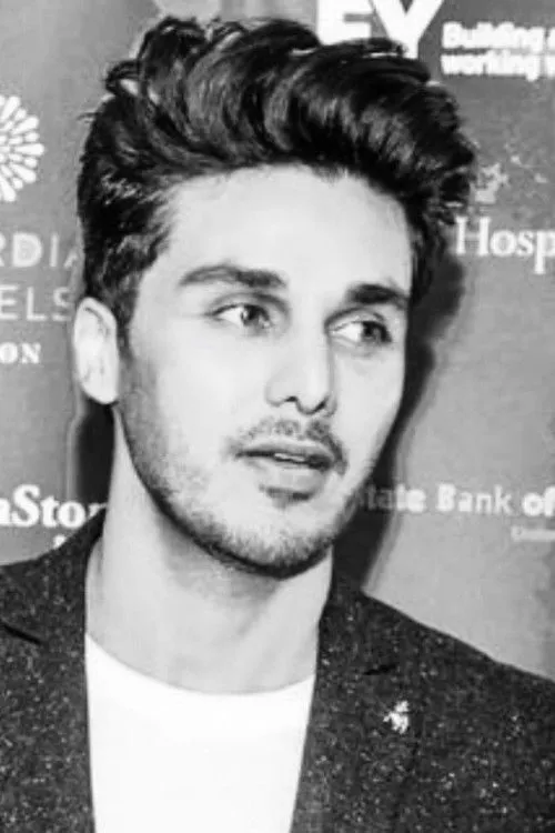 Ahsan Khan photo