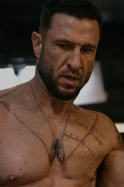 Pablo Schreiber photo