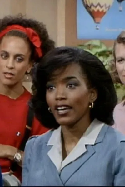 Angela Bassett